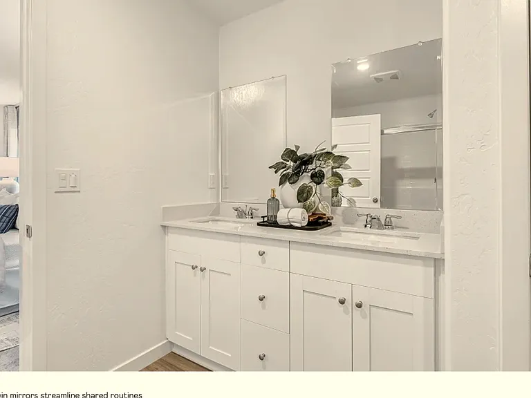 4446 Buckingham Ave — Photo 11