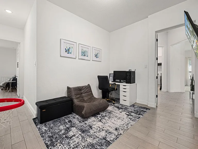31611 Donoso Dr — Photo 27