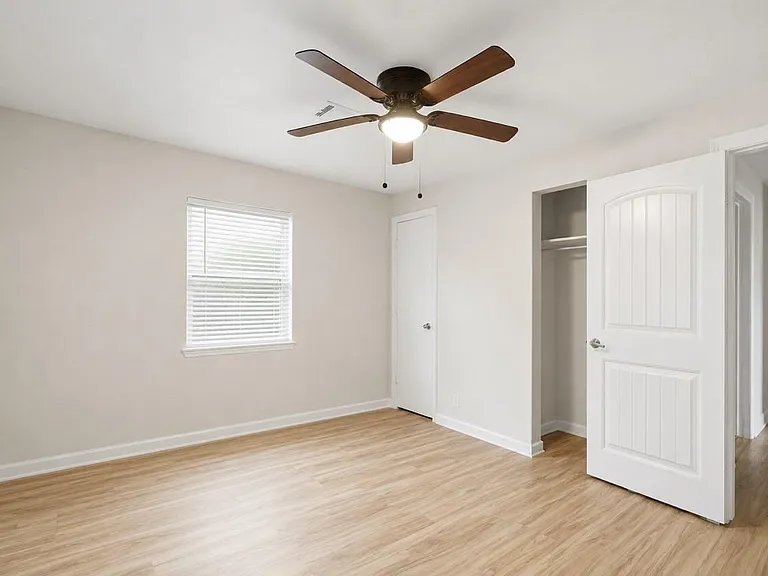 515 Riggs St — Photo 23