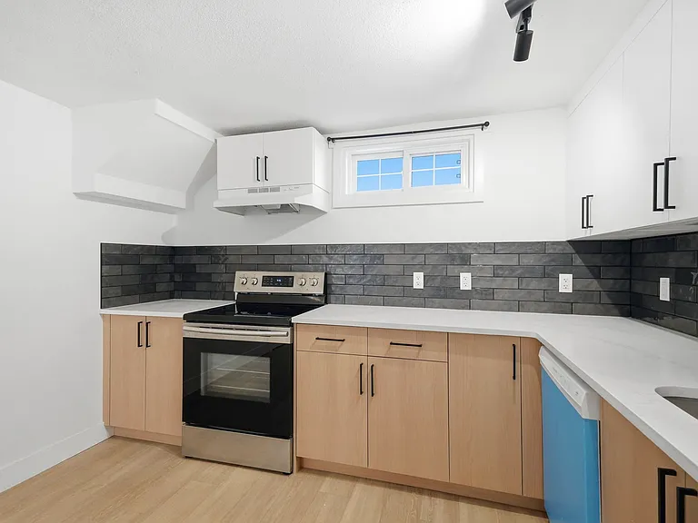 1007 16a St NE #B — Photo 6