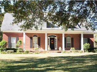 3690 River Chase Ct, Theodore, AL 36582