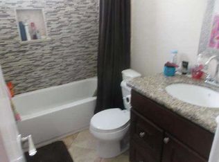 2910 Iowa Ave, South Gate, CA 90280