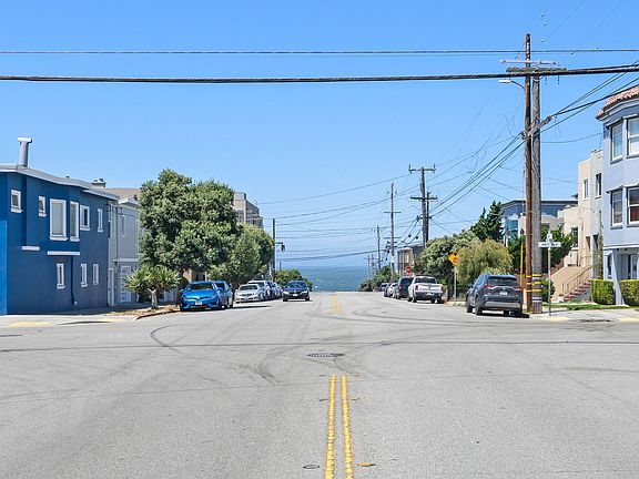 2nd image of 4441 Balboa St APT 2