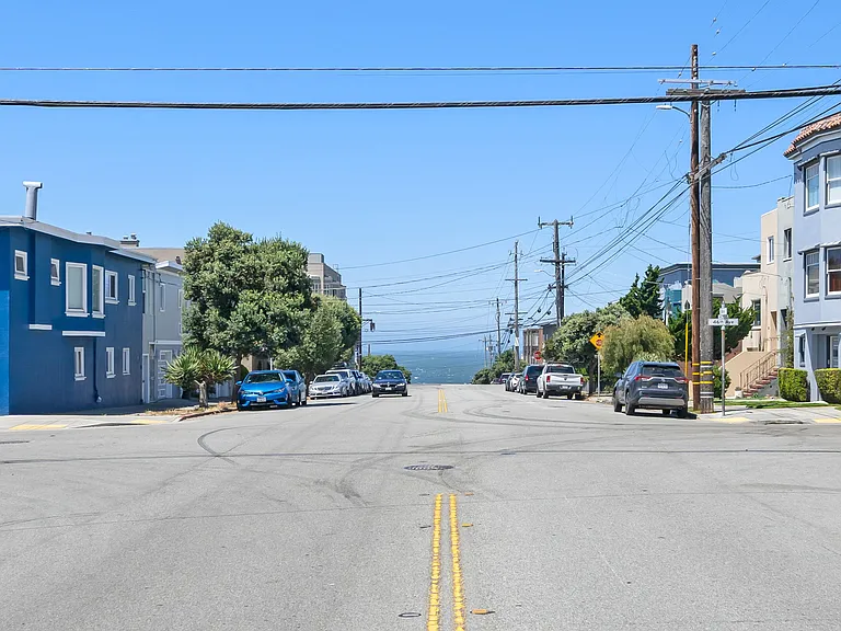 4441 Balboa St #2 — Photo 2