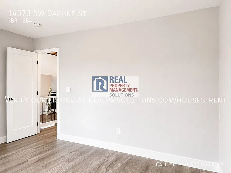 14373 SW Daphne St — Photo 50