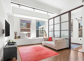 425 Park Avenue South, #16B