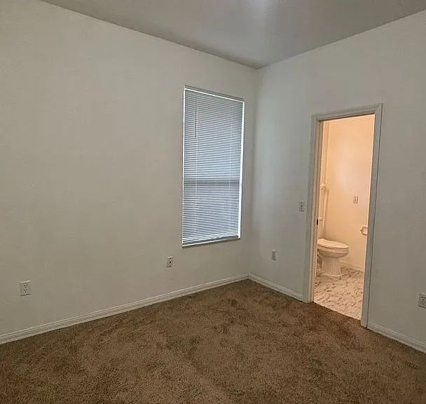 2915 Sunset Lakes Blvd — Photo 18