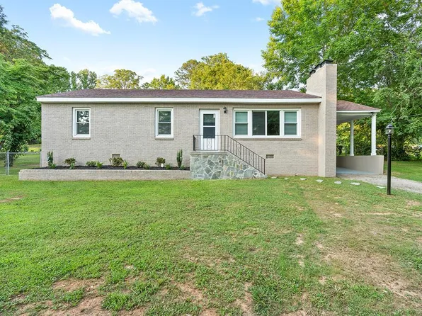 206 Southview Dr, Laurens, SC 29360