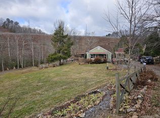 3202 Old Highway 411, Dandridge, TN 37725