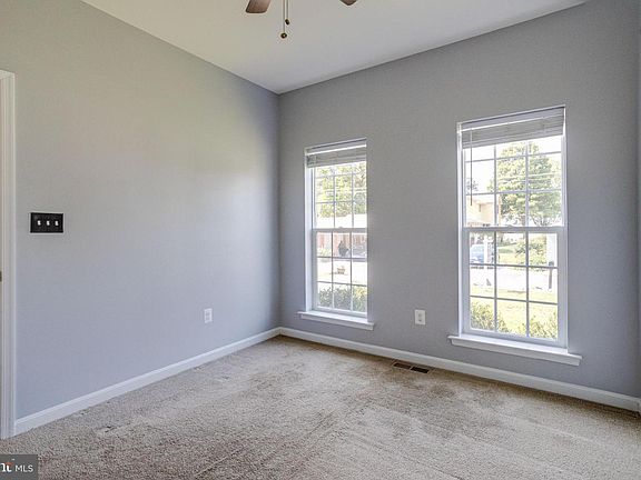 5th image of 2311 Riverview Rd