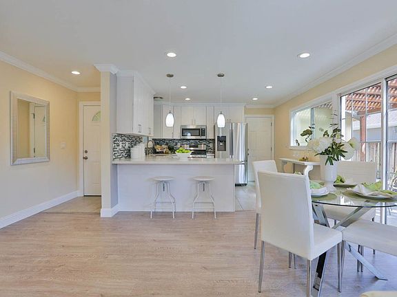 4th image of 5965 Cahalan Ave