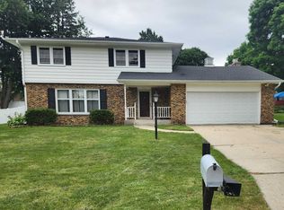 2313 Elizabeth St, Janesville, WI 53548