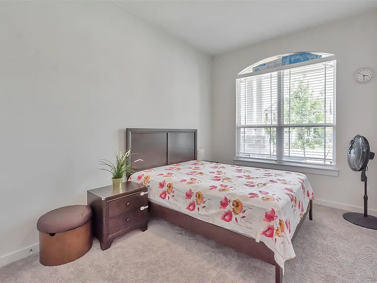 563 Saturnia Dr — Photo 19