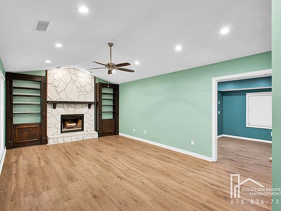 3rd image of 3575 Creek Mill Dr NW