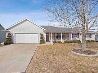 3163 Savanna Way, Green Bay, WI 54311