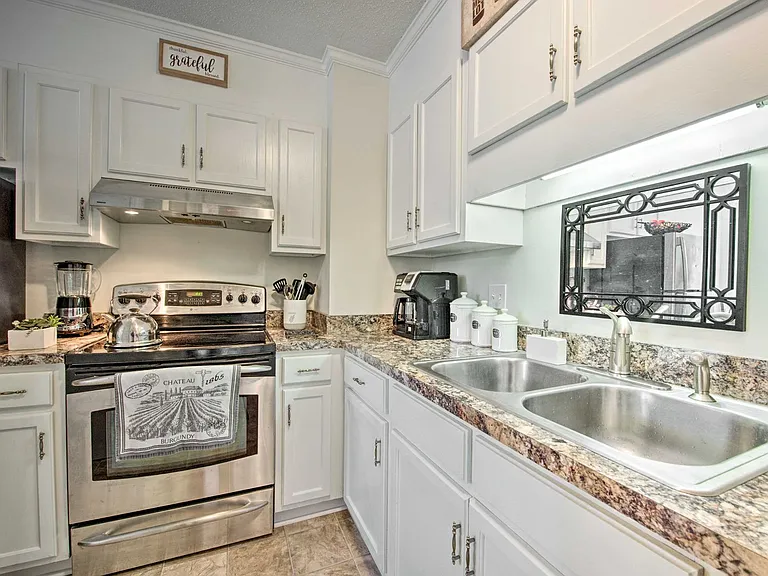 2502 Saint Christopher Cir SW #3 — Photo 4