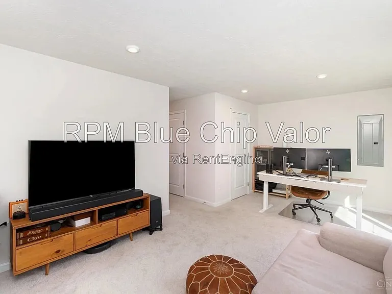 14 Wentworth Ln — Photo 14