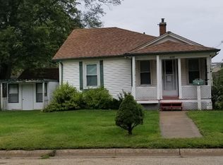 416 7th St SW, Waverly, IA 50677