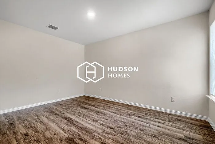 5234 Rita Ave — Photo 7