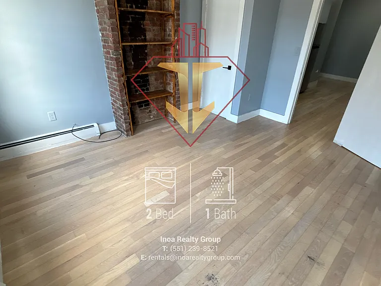335 Whiton St #2L — Photo 8