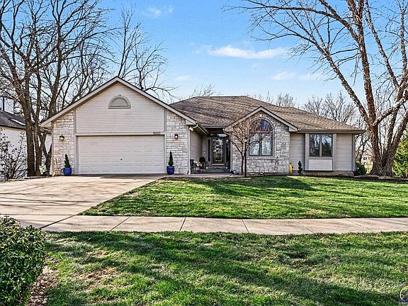 3rd image of 6033 SW 39th St