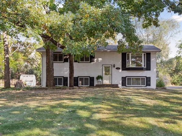 1630 Cedar Ln, Newport, MN 55055