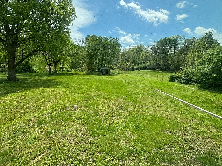 16421 E Crackerneck Rd — Photo 2