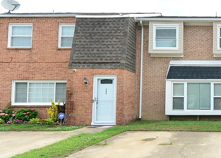 806 Jamestowne Dr — Photo 19