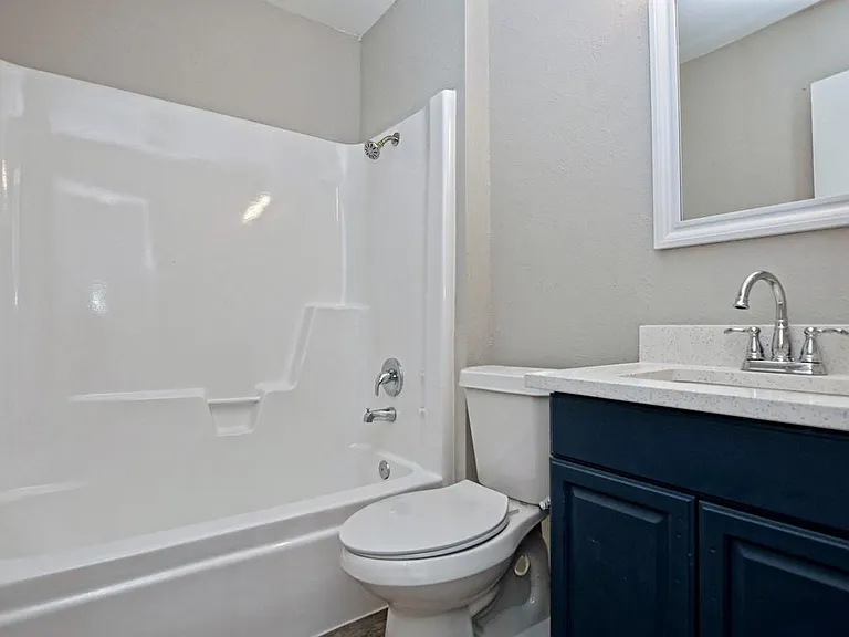 2408 Berkett Dr #B — Photo 13