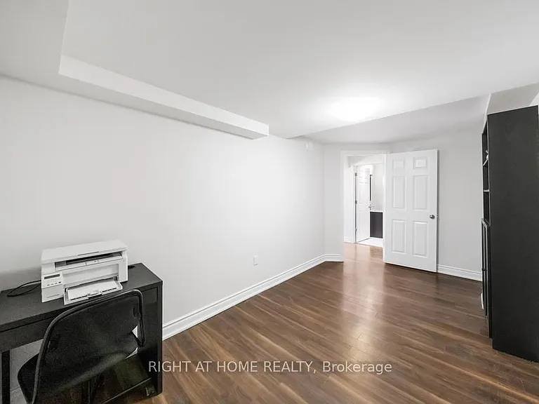 9 Alyssum Ct #LOWER — Photo 5