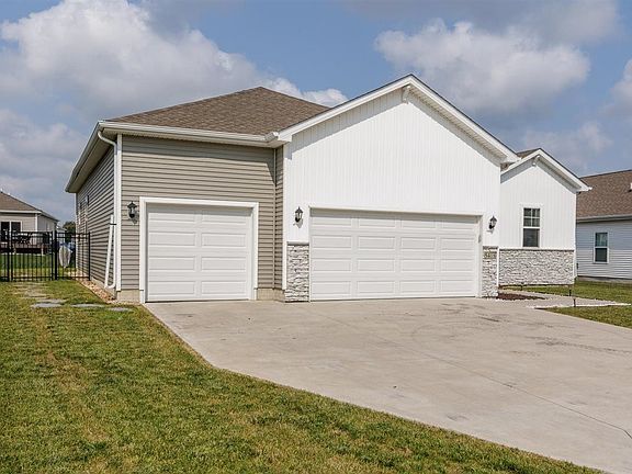 3rd image of 5418 145th St