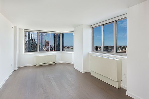 1st image of 561 10th Ave #47F