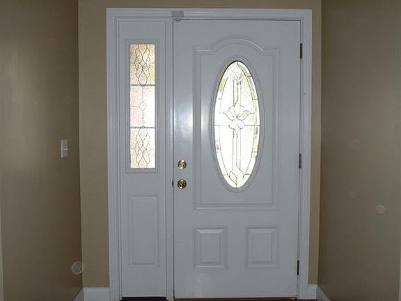 5th image of 483 Sunset Dr
