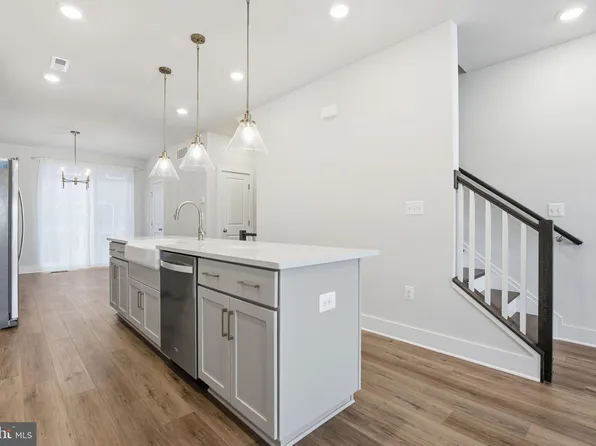 116 Crown St, Baltimore, MD 21230