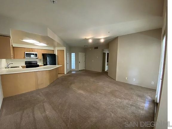 3rd image of 655 Columbia St Unit 110