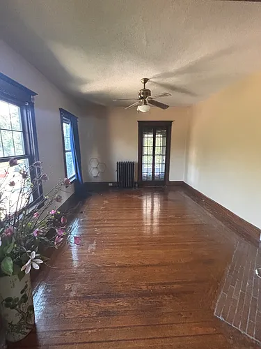 98 Inwood Pl #4 Photo 1