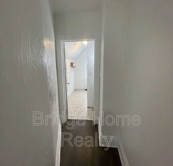 128 S Spring Ave — Photo 45