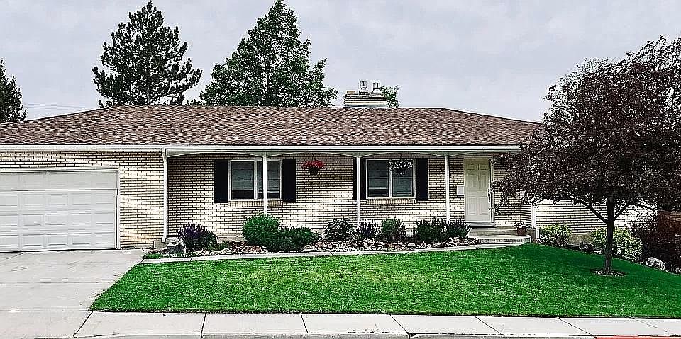 1st image of 522 1/2 Linden Ave