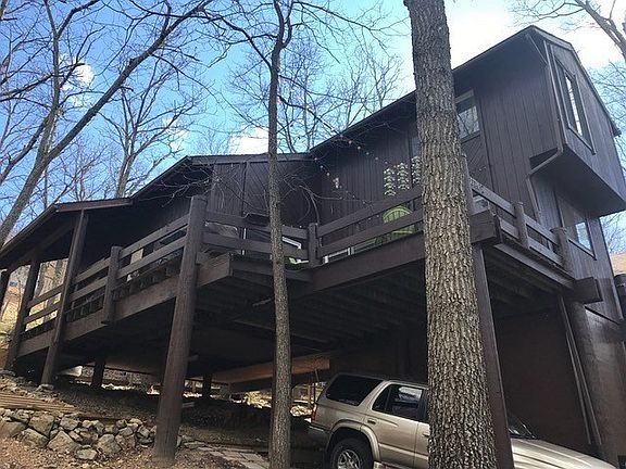 2nd image of 3774 Erickson Cir