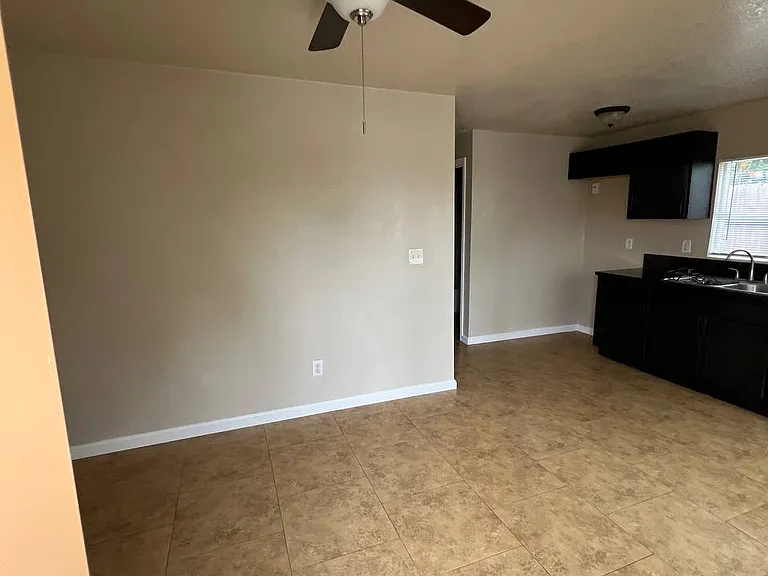 304 N Sierra Vista Ave #B — Photo 6