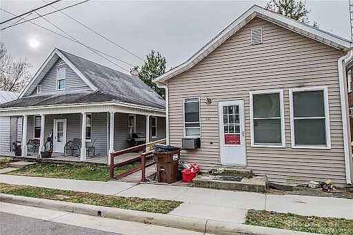 1st image of 205 E Main St