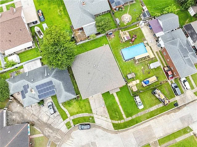 3 bed, 2.0 bath, 1776 sqft, $1,750 — Photo 2