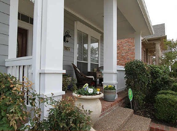 2nd image of 1742 Ivy Ln