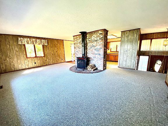 5th image of 13361 White Ash St