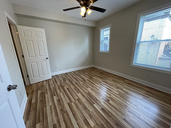 4th image of 4924 Centre Ave #10889441