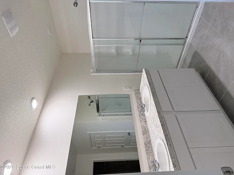 4984 Amasa Cir — Photo 13