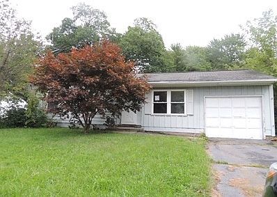 1st image of 546 Greenleaf Ave NE