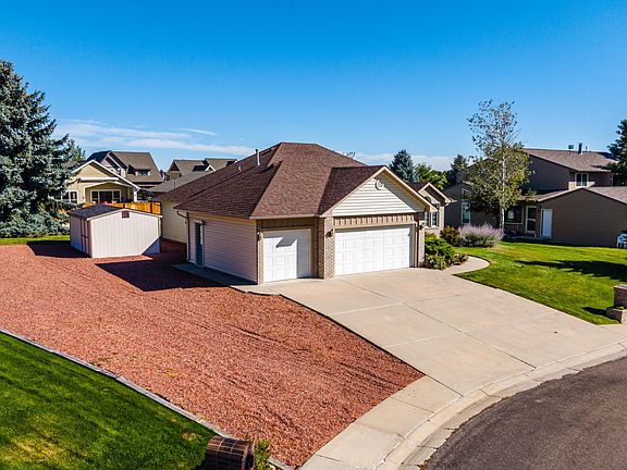 3rd image of 2035 Quail Ct