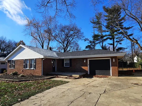 913 Hayes St, Crown Pt, IN 46307