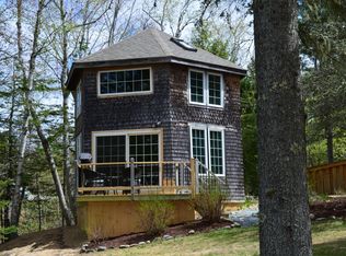 247 Point Rd, Hancock, ME 04640